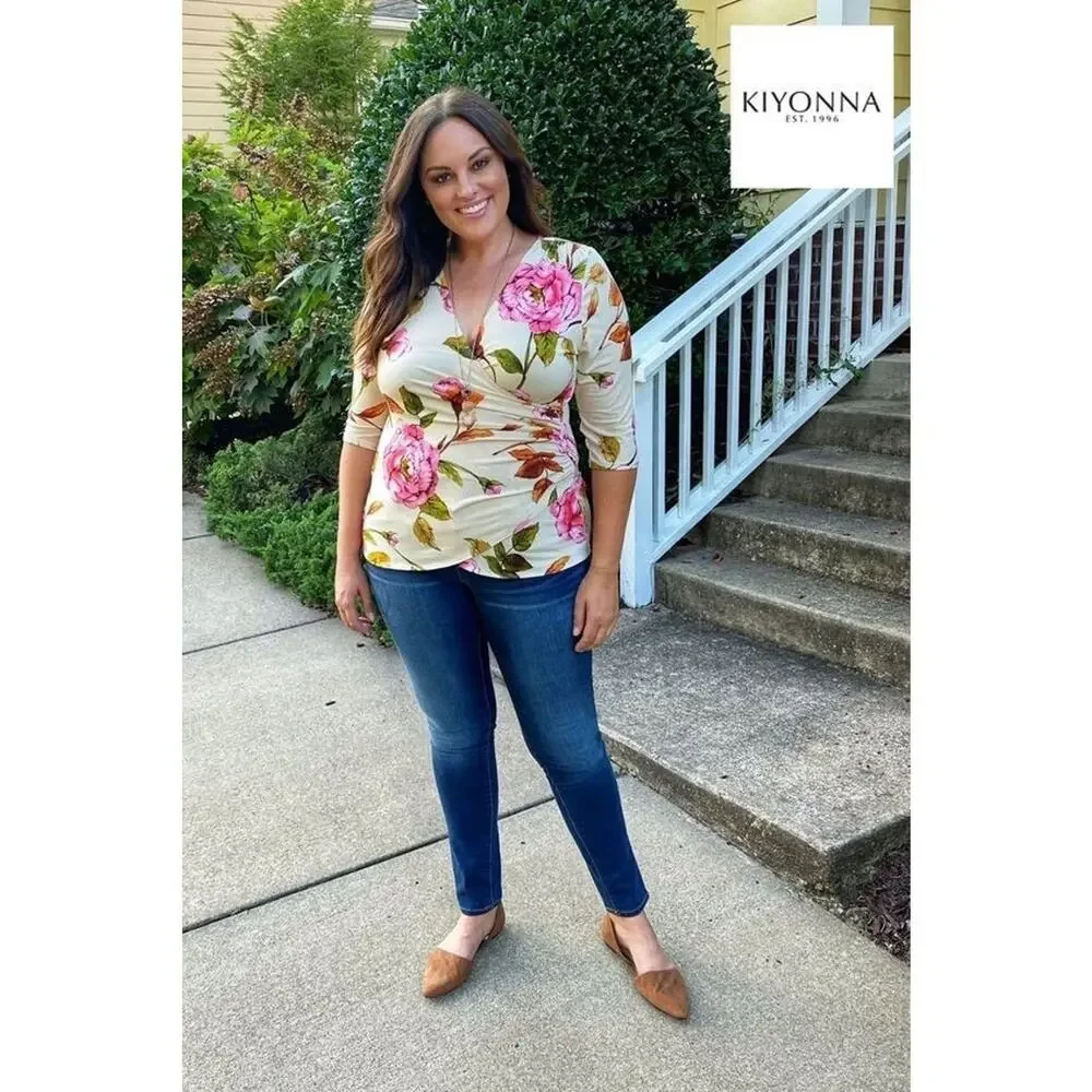 Kiyonna Floral Top Femme Fatale Size 12 Peony Cottage Core Feminine Retro Spring